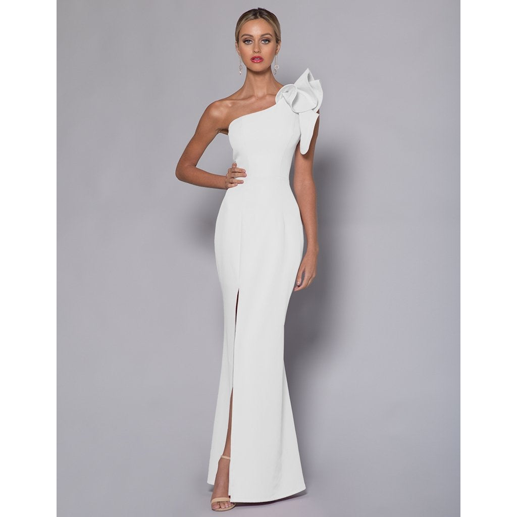 {EVENING WEAR} - Premium {FORMALS} - Shop now at {ALINA COLLECTIONS}