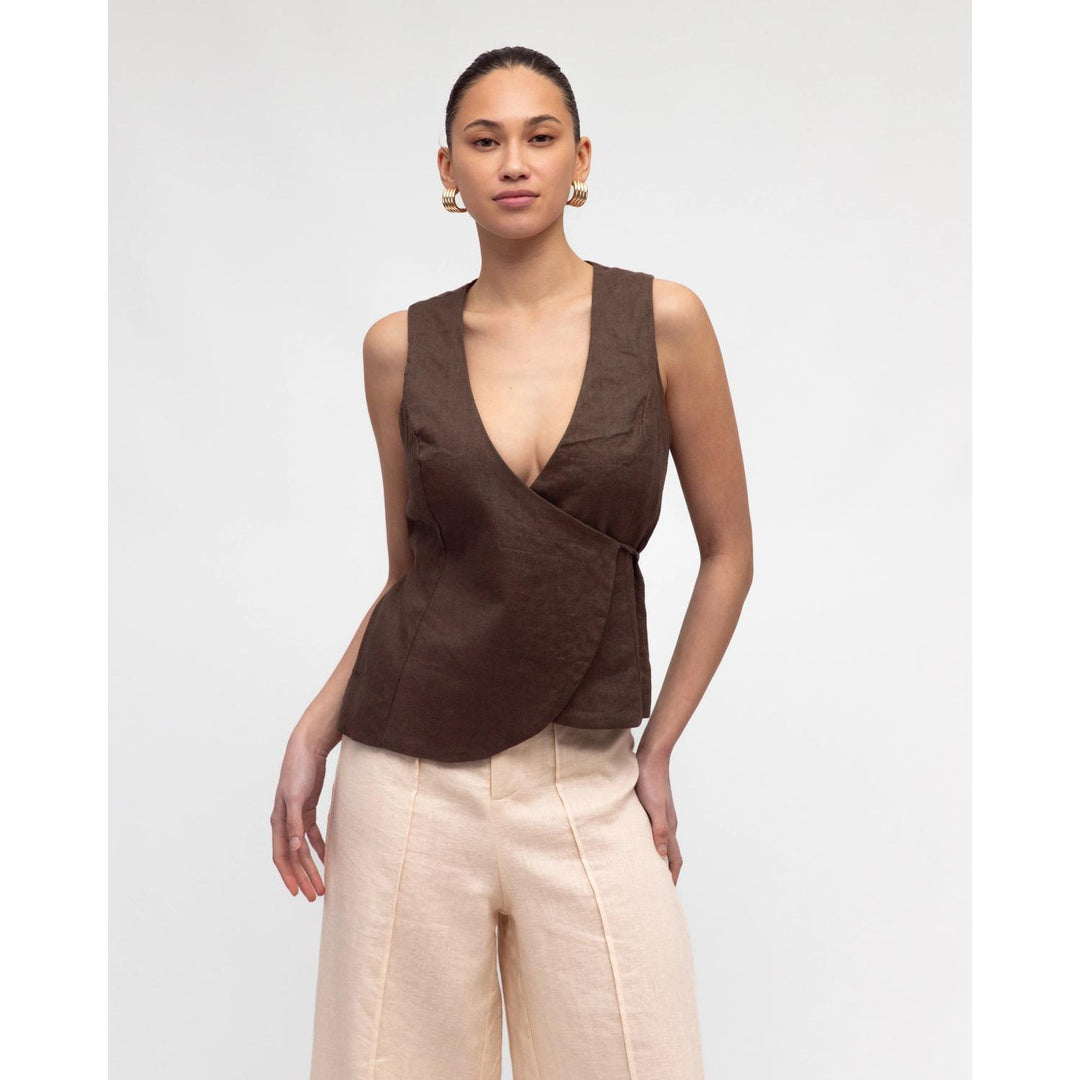 {EVENING WEAR} - Premium {FORMALS} - Shop now at {ALINA COLLECTIONS}