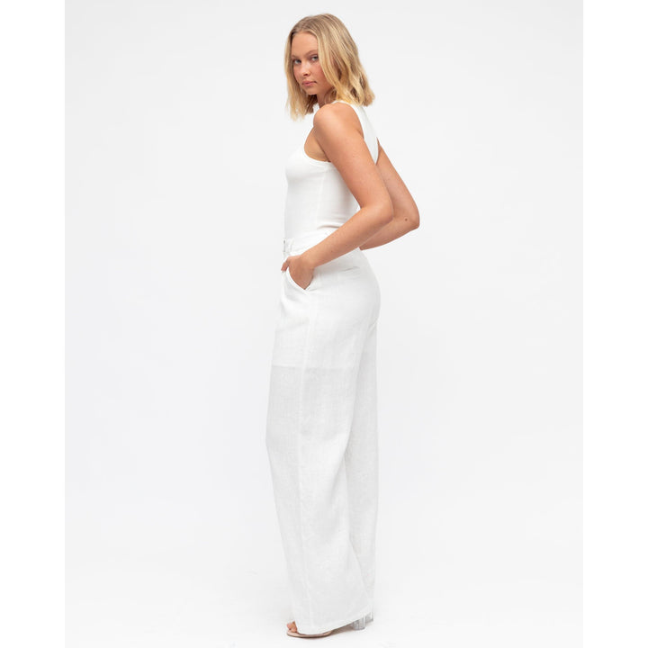 {EVENING WEAR} - Premium {FORMALS} - Shop now at {ALINA COLLECTIONS}