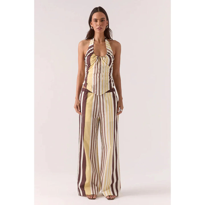 {EVENING WEAR} - Premium {FORMALS} - Shop now at {ALINA COLLECTIONS}