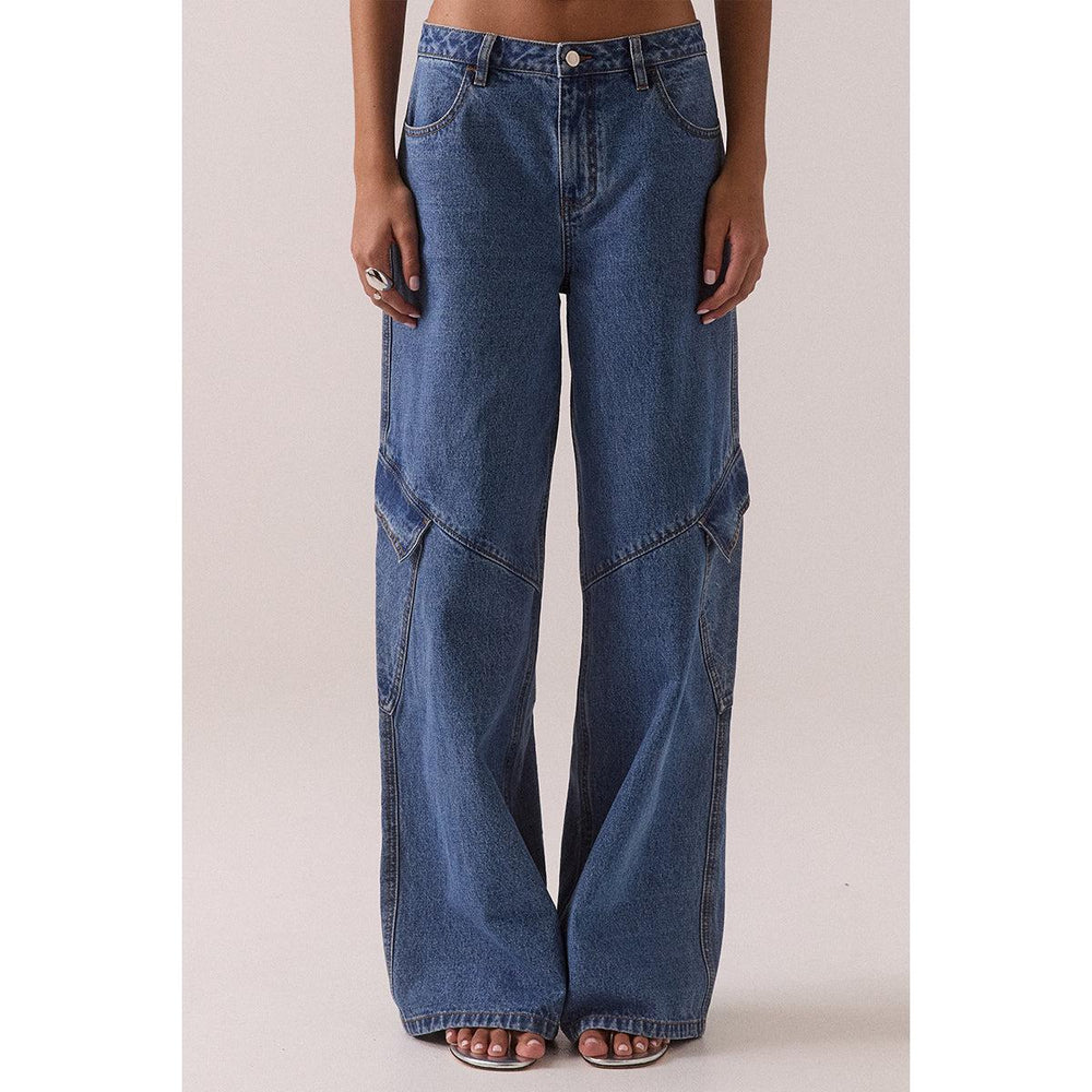 {EVENING WEAR} - Premium {FORMALS} - Shop now at {ALINA COLLECTIONS}