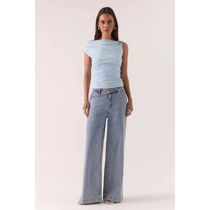 {EVENING WEAR} - Premium {FORMALS} - Shop now at {ALINA COLLECTIONS}