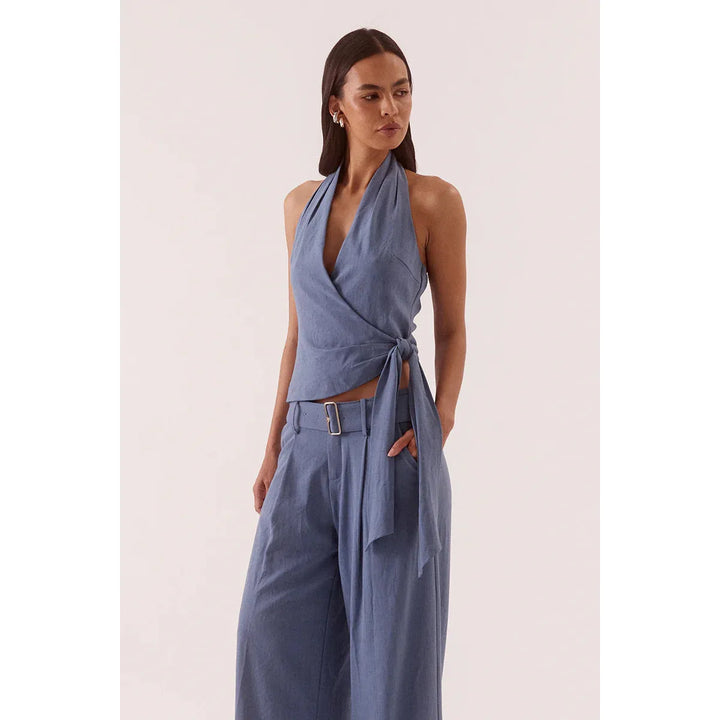 {EVENING WEAR} - Premium {FORMALS} - Shop now at {ALINA COLLECTIONS}