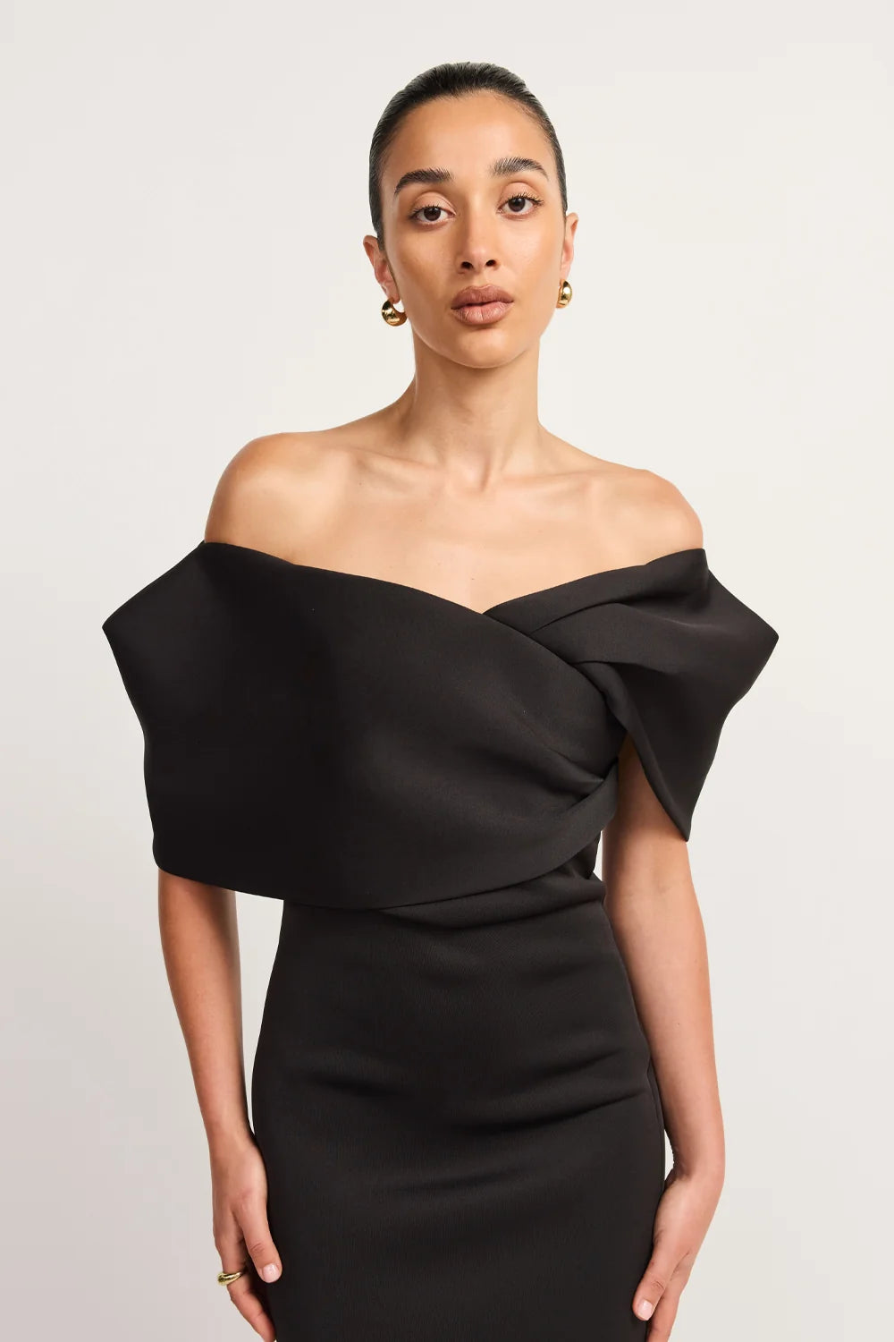 YESEMIA GOWN BLACK