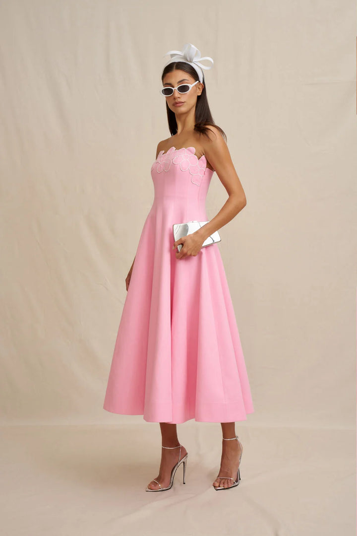 {EVENING WEAR} - Premium {FORMALS} - Shop now at {ALINA COLLECTIONS}
