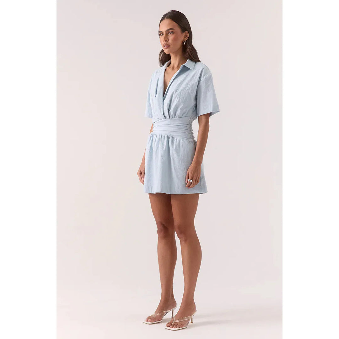 {EVENING WEAR} - Premium {FORMALS} - Shop now at {ALINA COLLECTIONS}