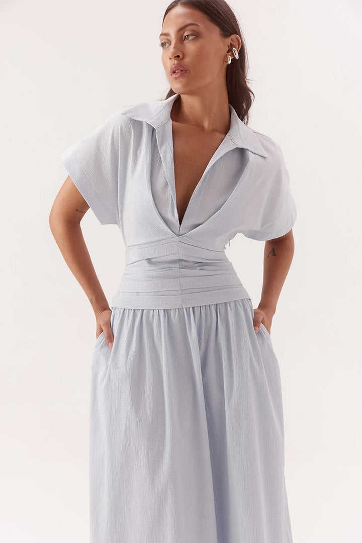 {EVENING WEAR} - Premium {FORMALS} - Shop now at {ALINA COLLECTIONS}