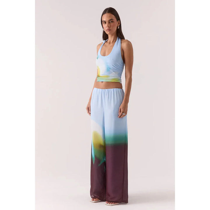 {EVENING WEAR} - Premium {FORMALS} - Shop now at {ALINA COLLECTIONS}