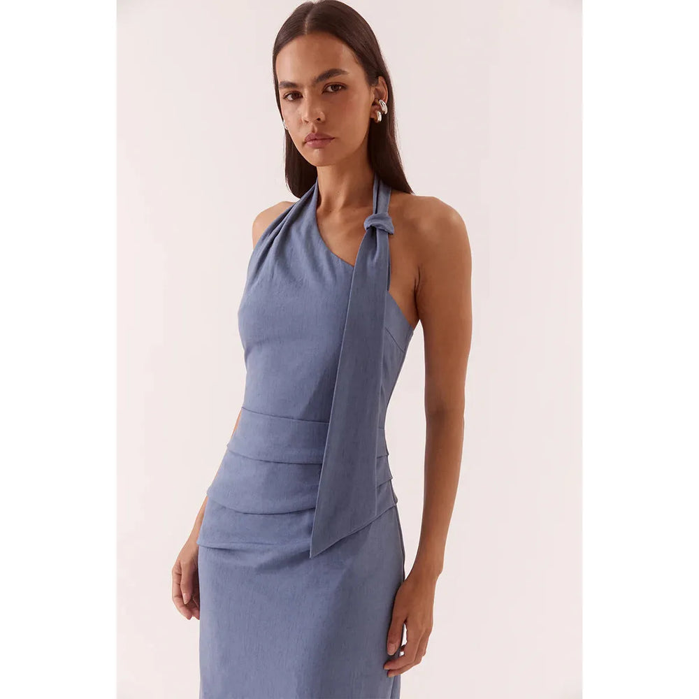 {EVENING WEAR} - Premium {FORMALS} - Shop now at {ALINA COLLECTIONS}