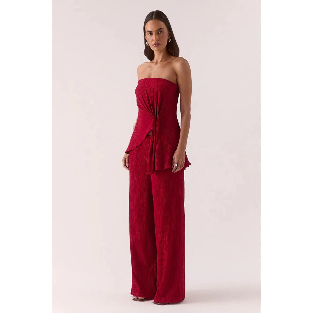 {EVENING WEAR} - Premium {FORMALS} - Shop now at {ALINA COLLECTIONS}