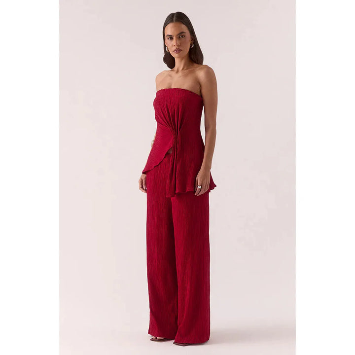 {EVENING WEAR} - Premium {FORMALS} - Shop now at {ALINA COLLECTIONS}