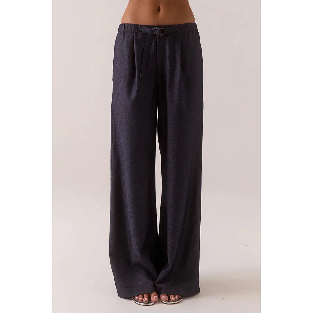 {EVENING WEAR} - Premium {FORMALS} - Shop now at {ALINA COLLECTIONS}