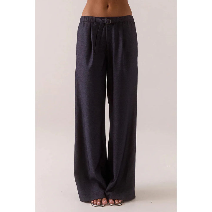 {EVENING WEAR} - Premium {FORMALS} - Shop now at {ALINA COLLECTIONS}