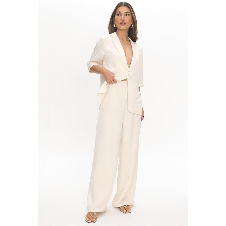 {EVENING WEAR} - Premium {FORMALS} - Shop now at {ALINA COLLECTIONS}