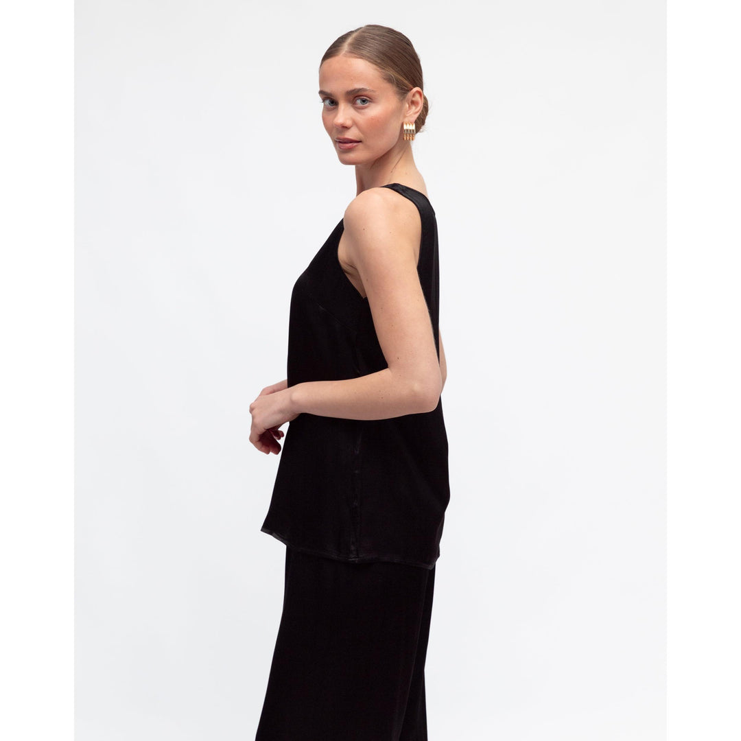 {EVENING WEAR} - Premium {FORMALS} - Shop now at {ALINA COLLECTIONS}