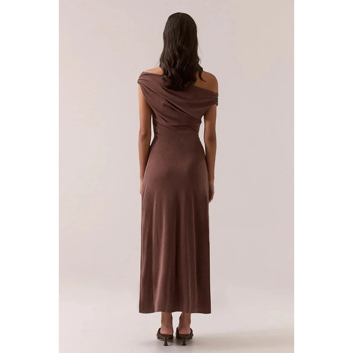 {EVENING WEAR} - Premium {FORMALS} - Shop now at {ALINA COLLECTIONS}