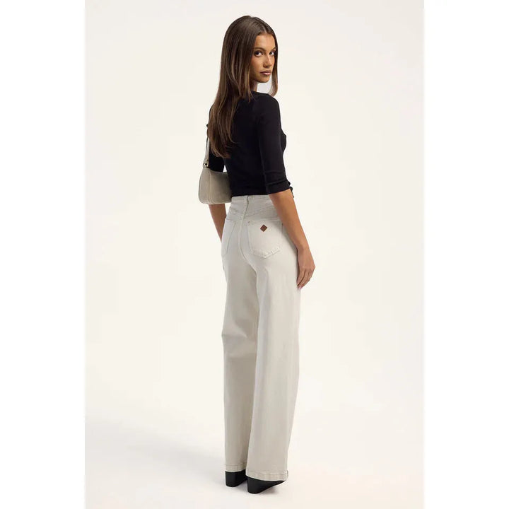 {EVENING WEAR} - Premium {FORMALS} - Shop now at {ALINA COLLECTIONS}
