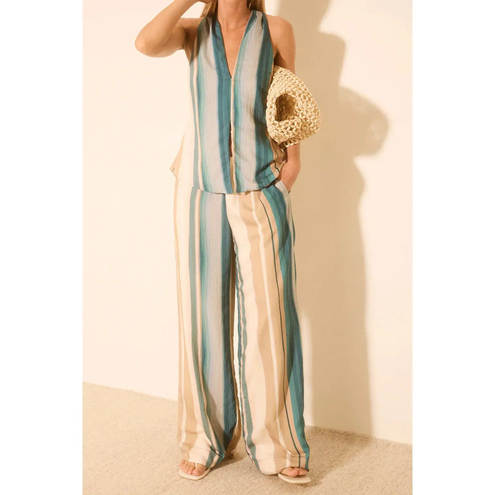 {EVENING WEAR} - Premium {FORMALS} - Shop now at {ALINA COLLECTIONS}