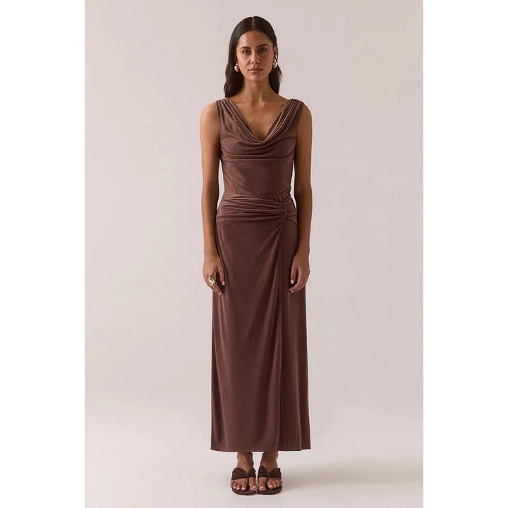 {EVENING WEAR} - Premium {FORMALS} - Shop now at {ALINA COLLECTIONS}