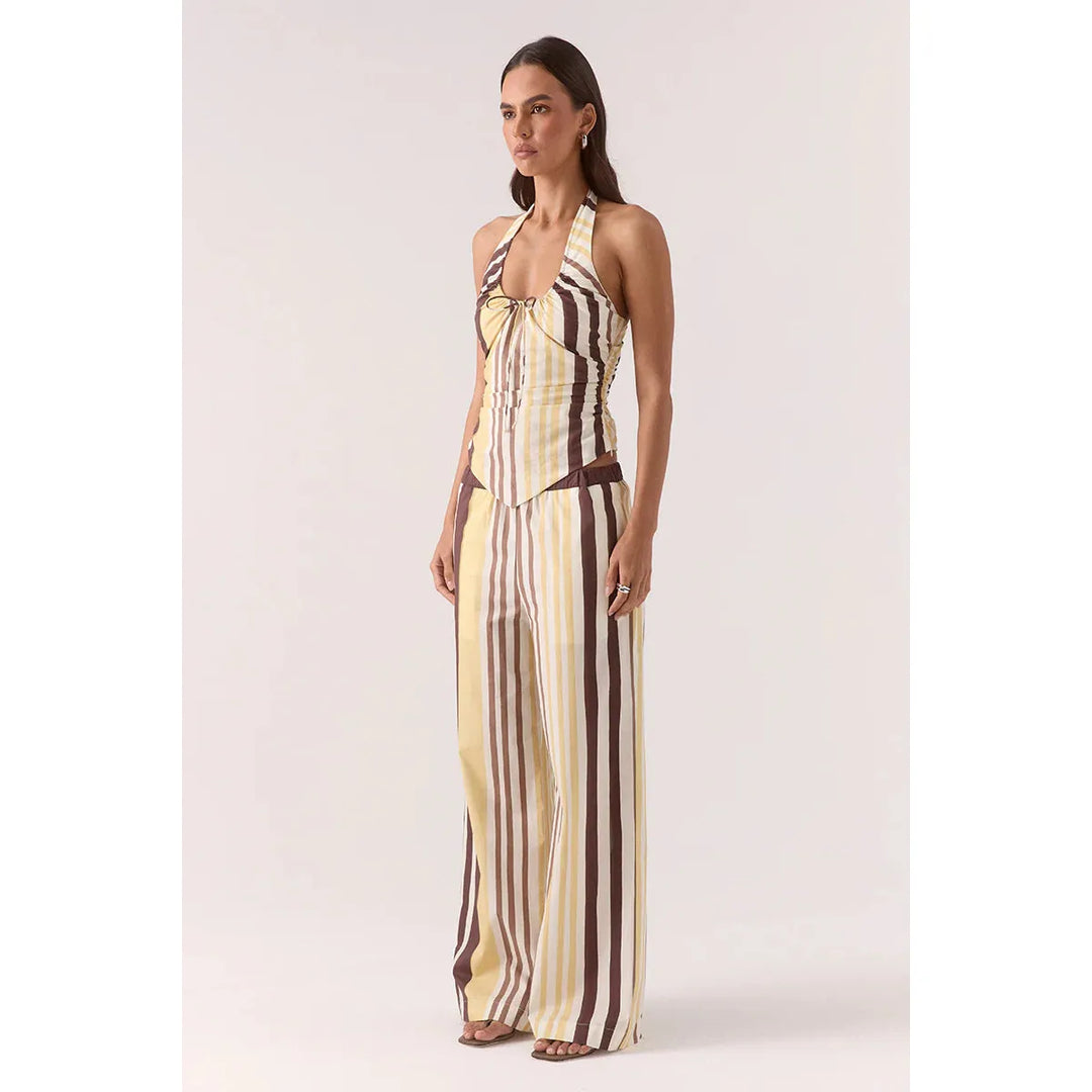 {EVENING WEAR} - Premium {FORMALS} - Shop now at {ALINA COLLECTIONS}