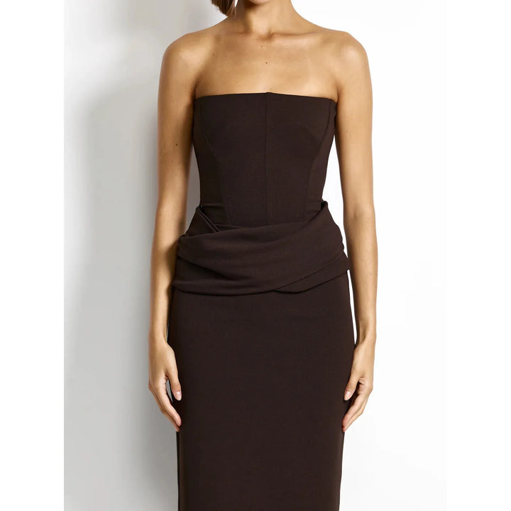 {EVENING WEAR} - Premium {FORMALS} - Shop now at {ALINA COLLECTIONS}