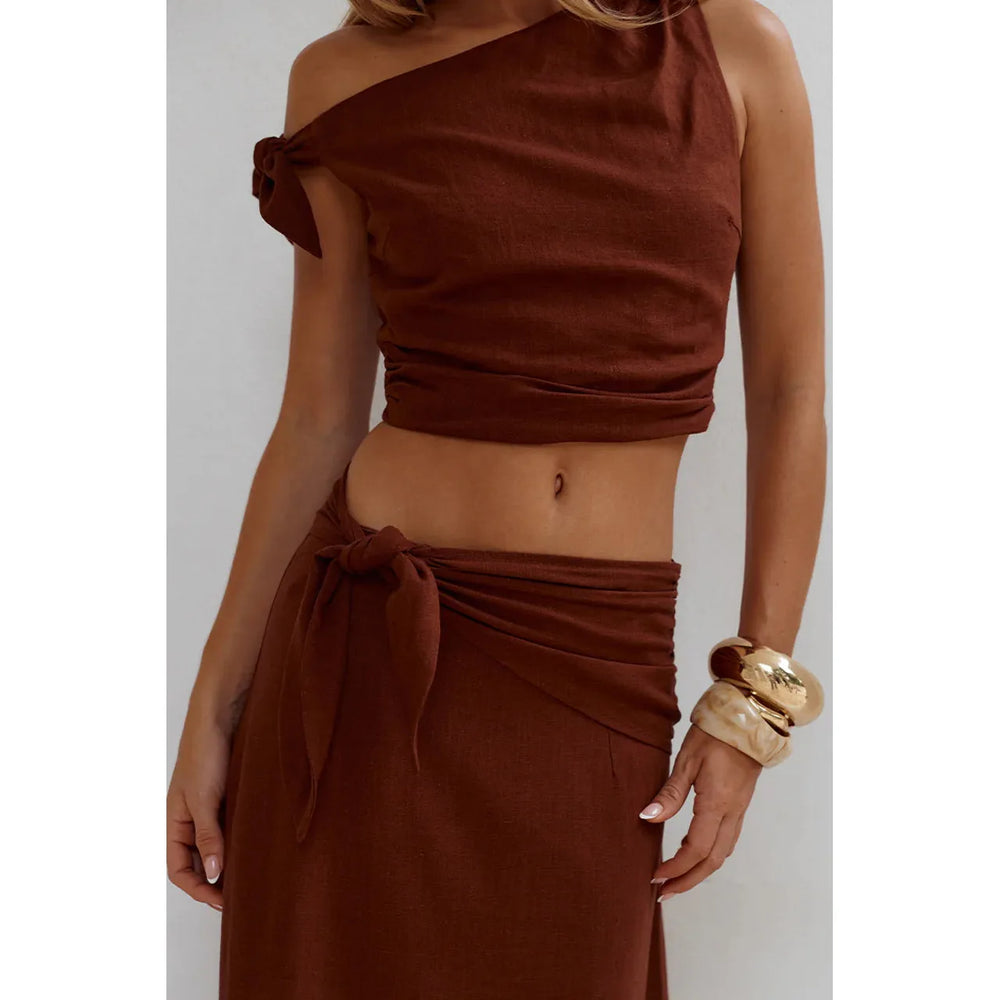 {EVENING WEAR} - Premium {FORMALS} - Shop now at {ALINA COLLECTIONS}