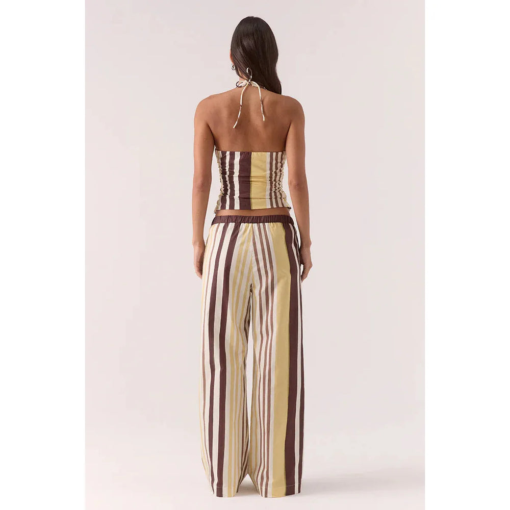 {EVENING WEAR} - Premium {FORMALS} - Shop now at {ALINA COLLECTIONS}