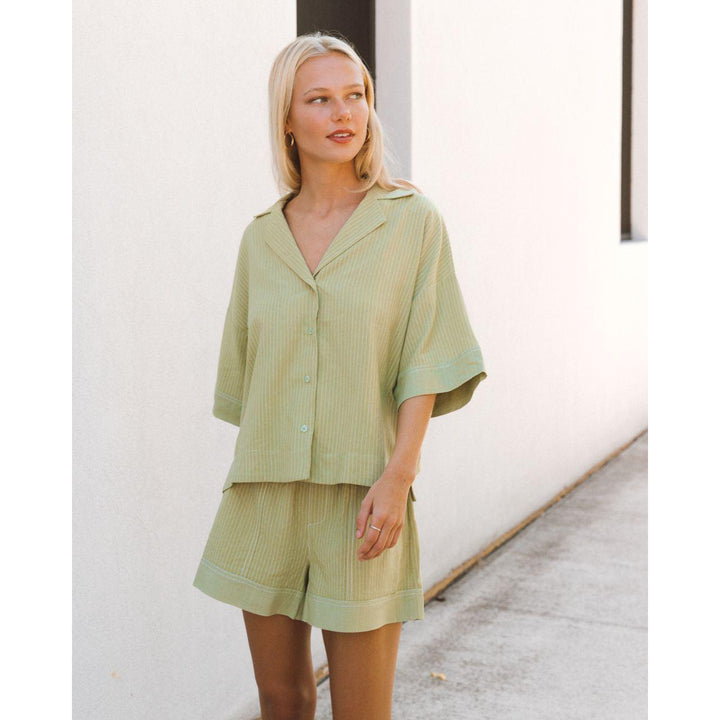 {EVENING WEAR} - Premium {FORMALS} - Shop now at {ALINA COLLECTIONS}