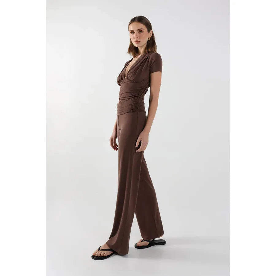 {EVENING WEAR} - Premium {FORMALS} - Shop now at {ALINA COLLECTIONS}