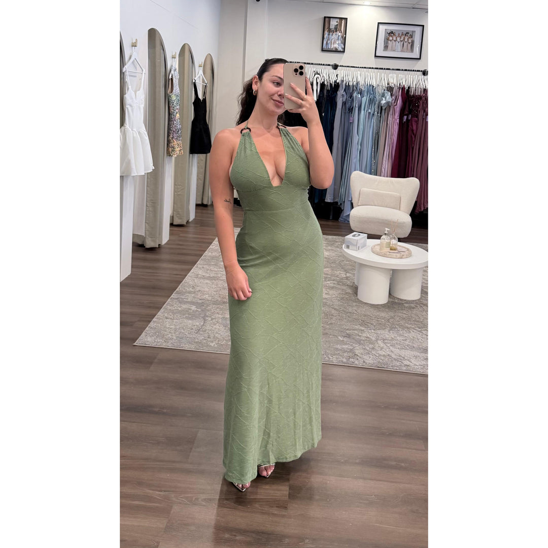 {EVENING WEAR} - Premium {FORMALS} - Shop now at {ALINA COLLECTIONS}