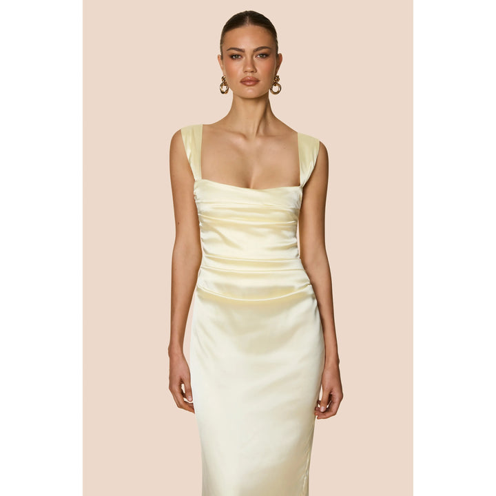 {EVENING WEAR} - Premium {FORMALS} - Shop now at {ALINA COLLECTIONS}