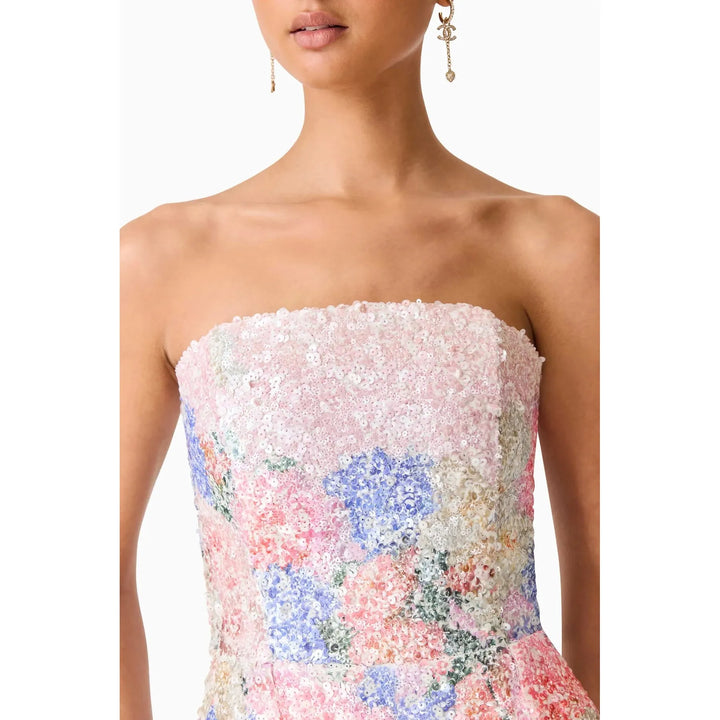 {EVENING WEAR} - Premium {FORMALS} - Shop now at {ALINA COLLECTIONS}