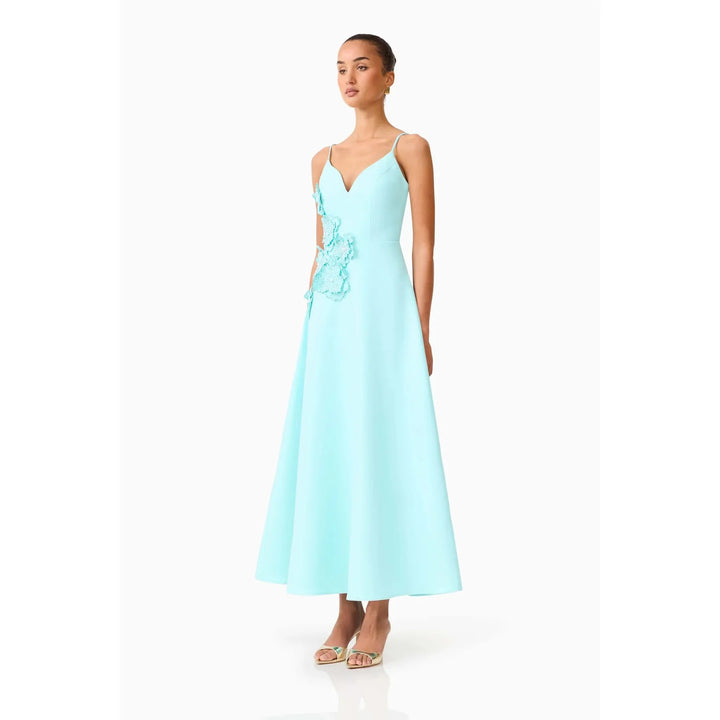 {EVENING WEAR} - Premium {FORMALS} - Shop now at {ALINA COLLECTIONS}