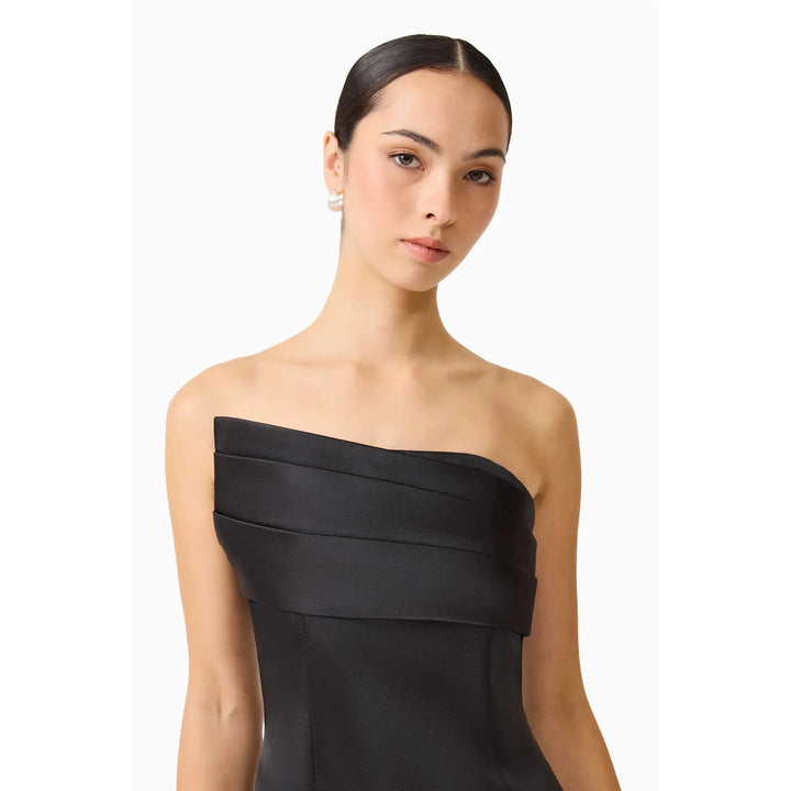 {EVENING WEAR} - Premium {FORMALS} - Shop now at {ALINA COLLECTIONS}