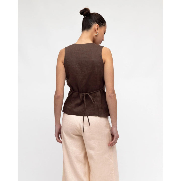 {EVENING WEAR} - Premium {FORMALS} - Shop now at {ALINA COLLECTIONS}