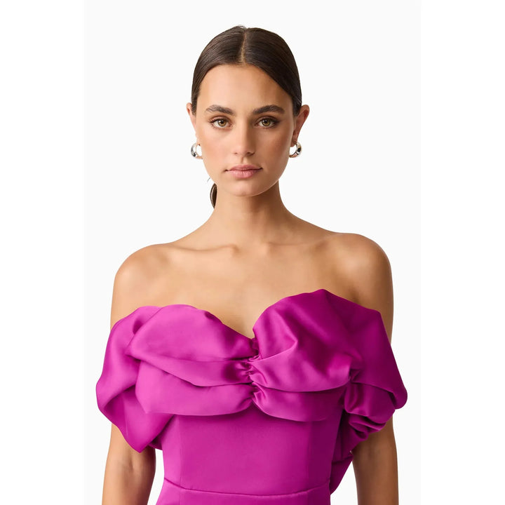 {EVENING WEAR} - Premium {FORMALS} - Shop now at {ALINA COLLECTIONS}