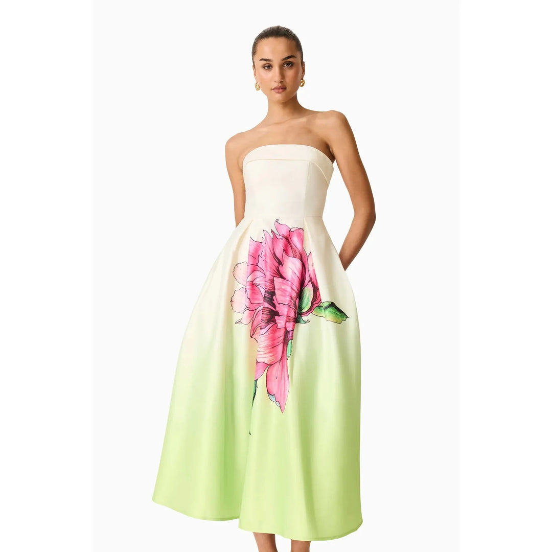 {EVENING WEAR} - Premium {FORMALS} - Shop now at {ALINA COLLECTIONS}