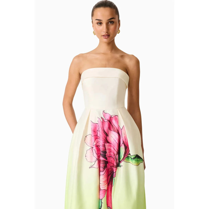 {EVENING WEAR} - Premium {FORMALS} - Shop now at {ALINA COLLECTIONS}