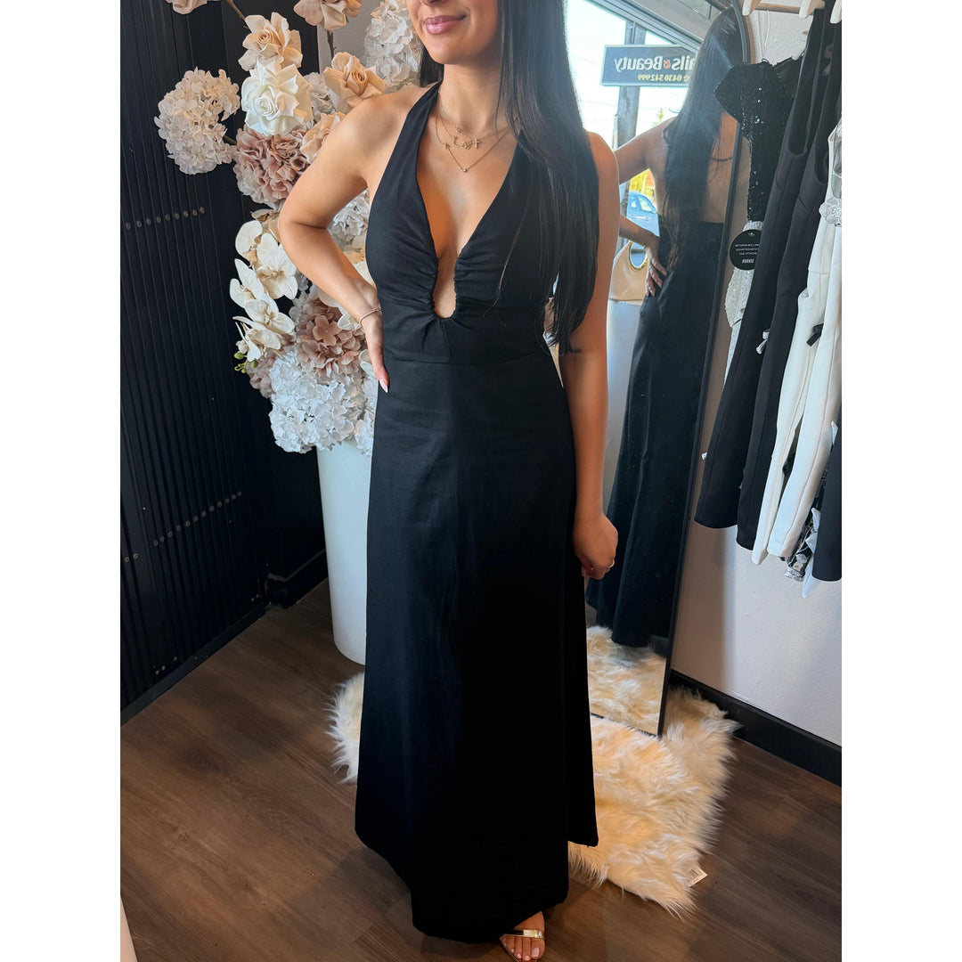 {EVENING WEAR} - Premium {FORMALS} - Shop now at {ALINA COLLECTIONS}