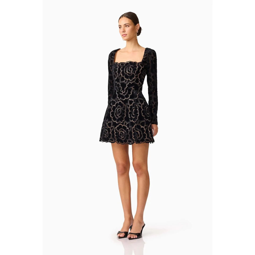 {EVENING WEAR} - Premium {FORMALS} - Shop now at {ALINA COLLECTIONS}