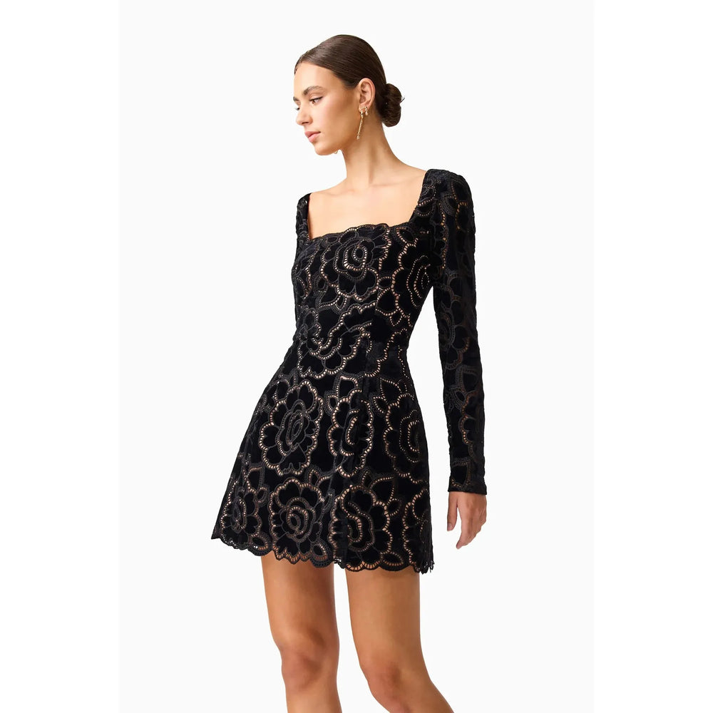 {EVENING WEAR} - Premium {FORMALS} - Shop now at {ALINA COLLECTIONS}