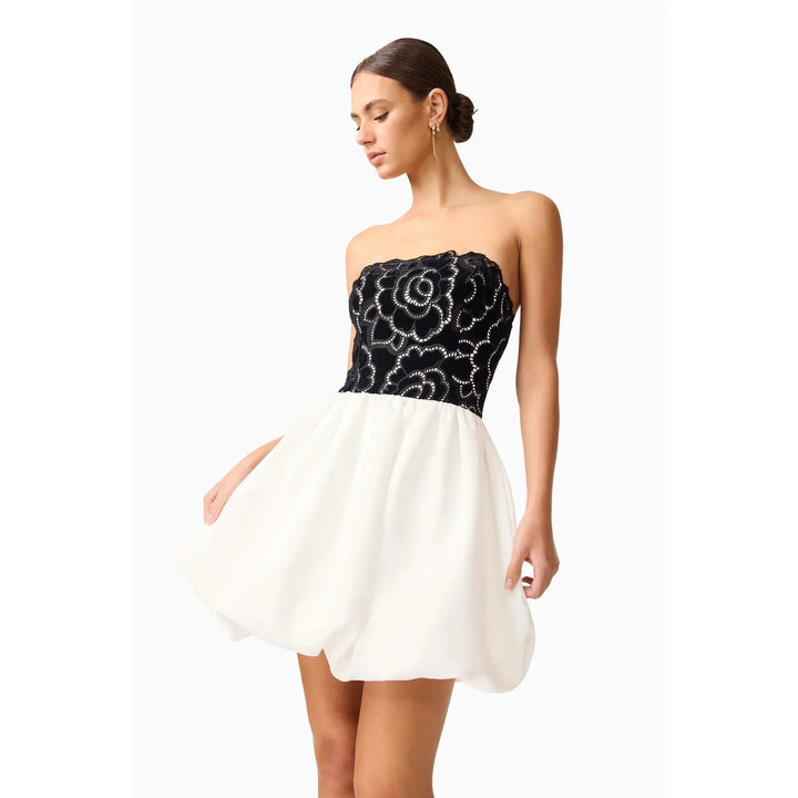 {EVENING WEAR} - Premium {FORMALS} - Shop now at {ALINA COLLECTIONS}