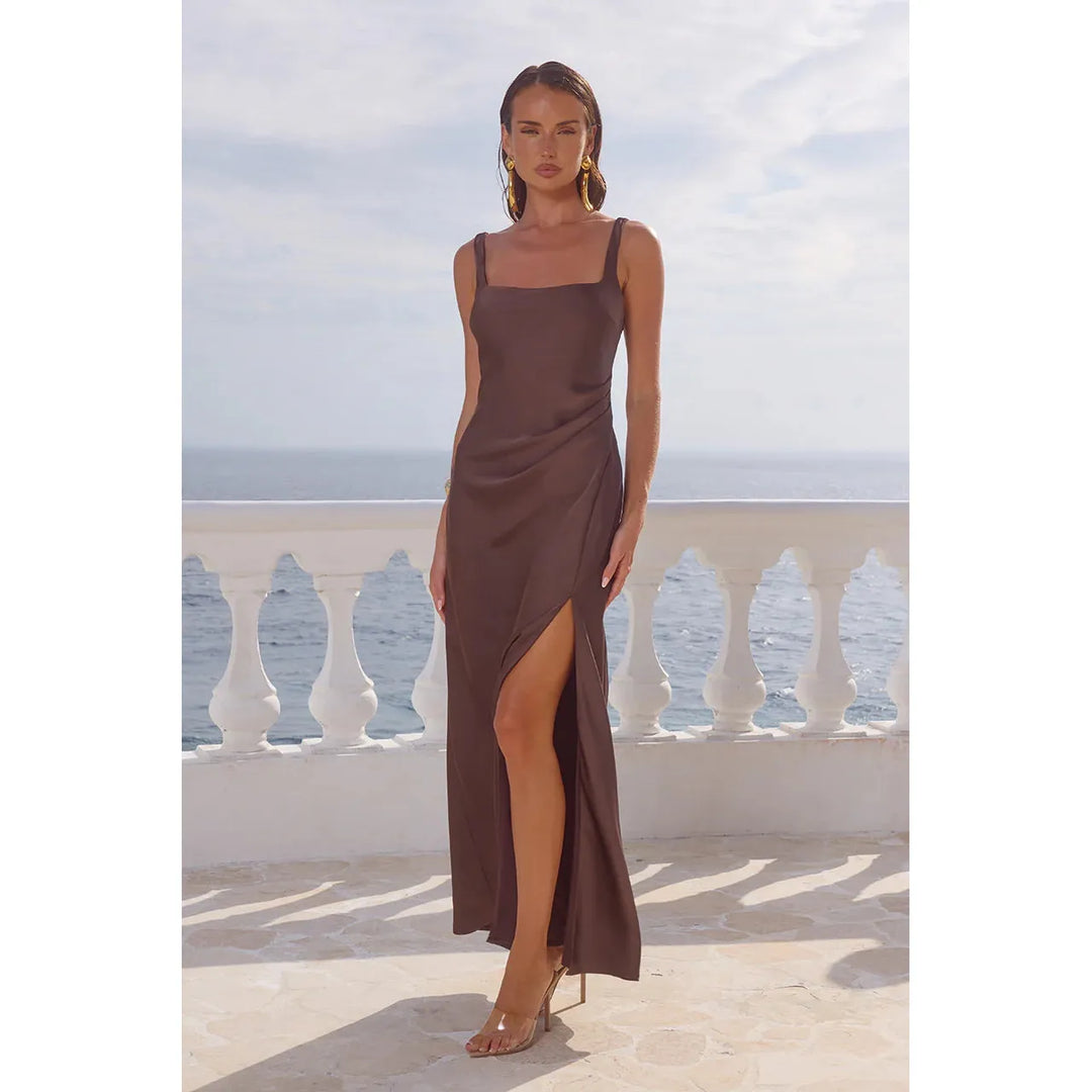 {EVENING WEAR} - Premium {FORMALS} - Shop now at {ALINA COLLECTIONS}