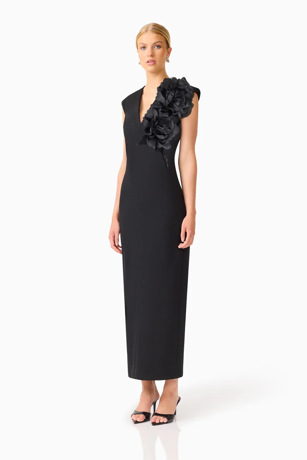 {EVENING WEAR} - Premium {FORMALS} - Shop now at {ALINA COLLECTIONS}