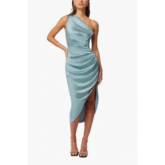 {EVENING WEAR} - Premium {FORMALS} - Shop now at {ALINA COLLECTIONS}