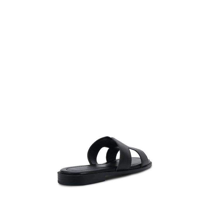 {EVENING WEAR} - Premium {FORMALS} - Shop now at {ALINA COLLECTIONS}