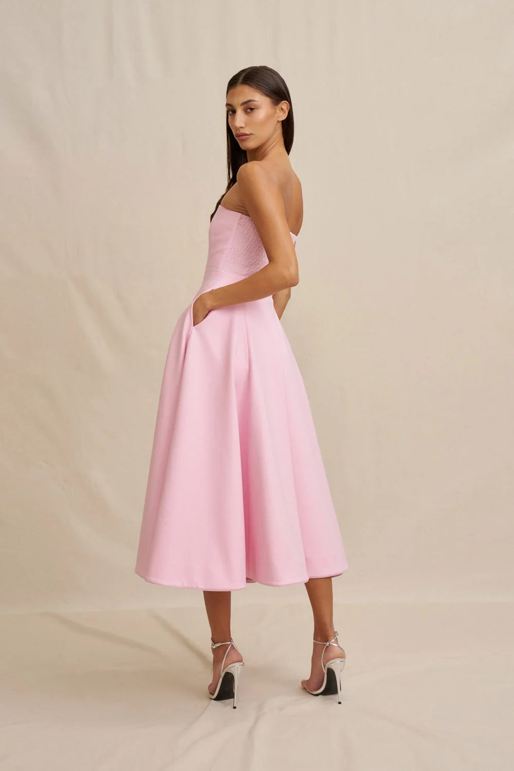 {EVENING WEAR} - Premium {FORMALS} - Shop now at {ALINA COLLECTIONS}