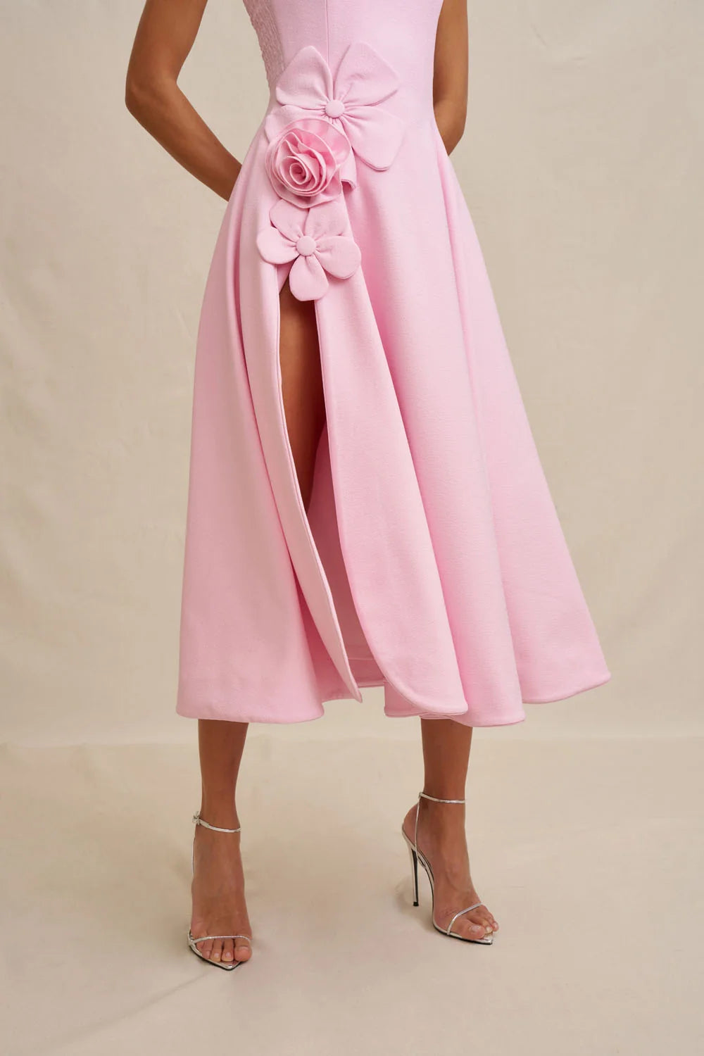 {EVENING WEAR} - Premium {FORMALS} - Shop now at {ALINA COLLECTIONS}