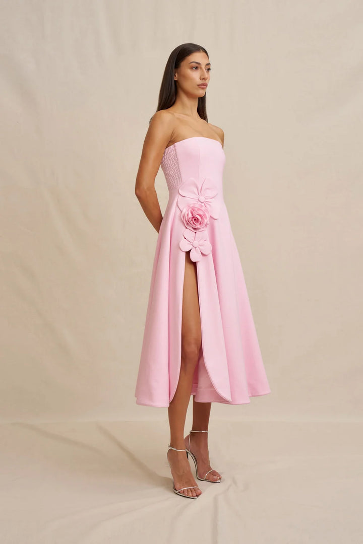 {EVENING WEAR} - Premium {FORMALS} - Shop now at {ALINA COLLECTIONS}