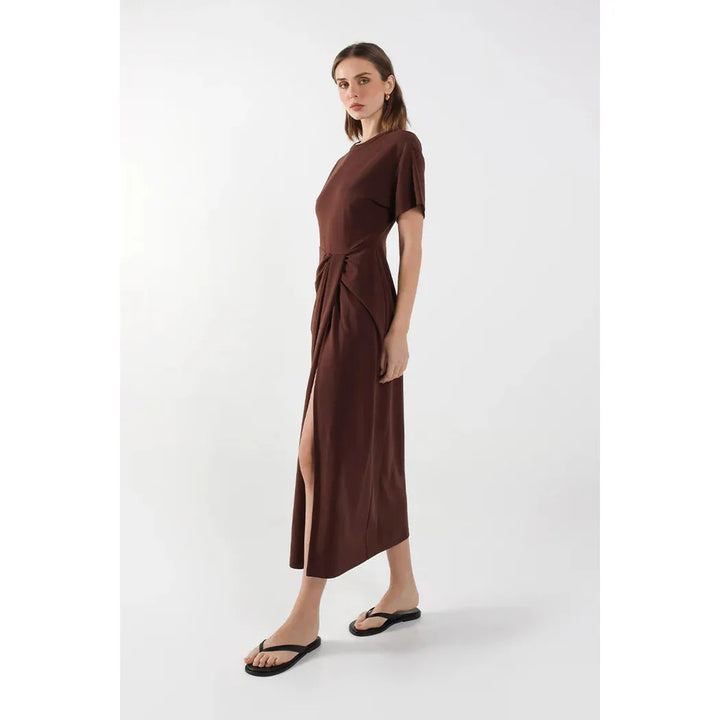{EVENING WEAR} - Premium {FORMALS} - Shop now at {ALINA COLLECTIONS}